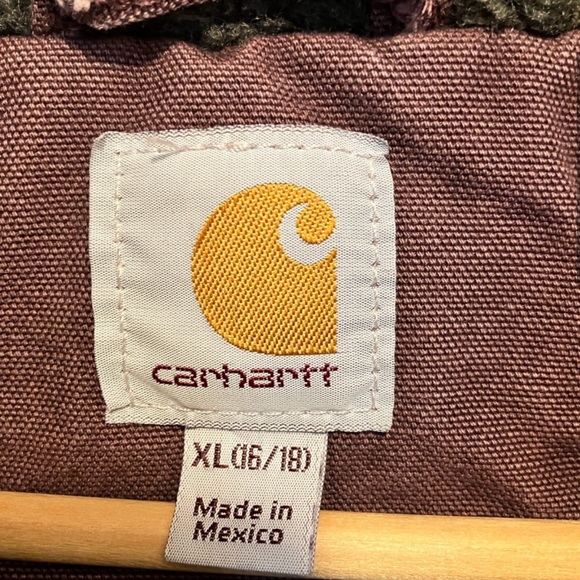 Carhartt Women’s Vest - Picture 3 of 7